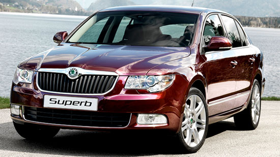 http://www.indiafolks.com/wp-content/uploads/2009/11/skoda-superb.jpg